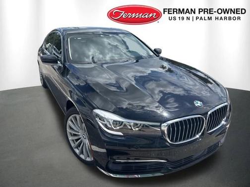 2017 BMW 740 i