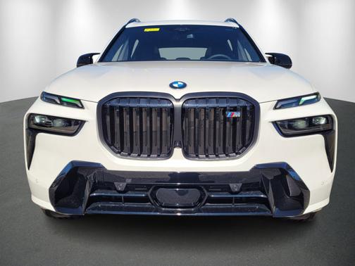 2026 BMW X7 M60i