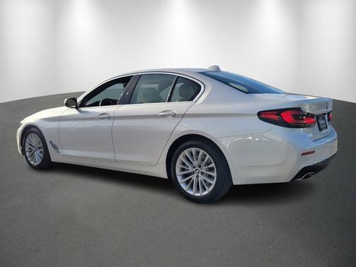 2023 BMW 530 530i
