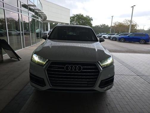 2019 Audi Q7 55 Prestige