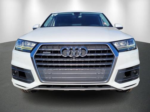 2019 Audi Q7 55 Prestige