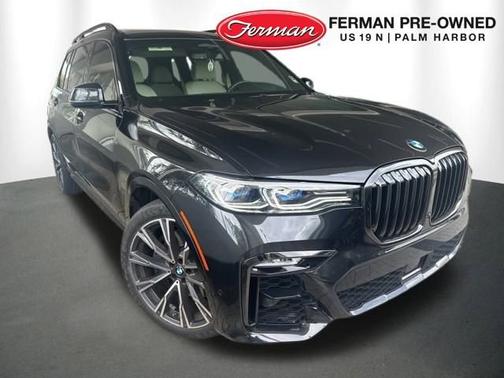 2021 BMW X7 M50i