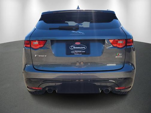 2019 Jaguar F-PACE S