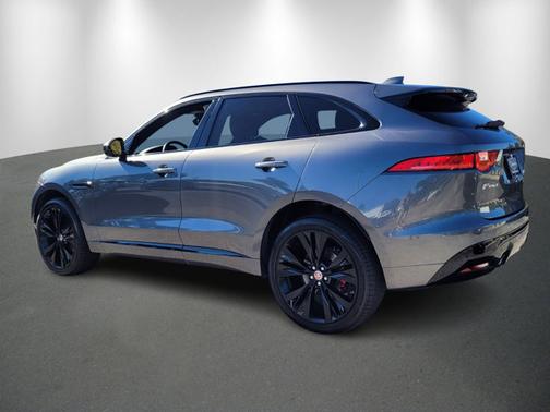 2019 Jaguar F-PACE S