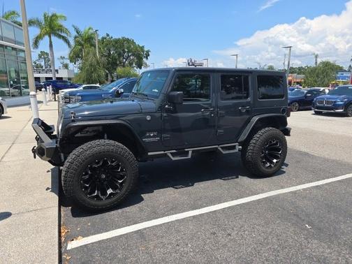 2017 Jeep Wrangler Unlimited Sahara
