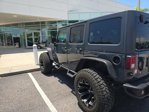 2017 Jeep Wrangler Unlimited Sahara