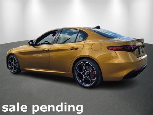 2022 Alfa Romeo Giulia Veloce