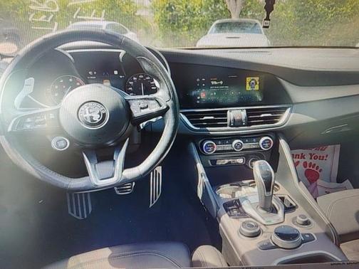 2022 Alfa Romeo Giulia Veloce