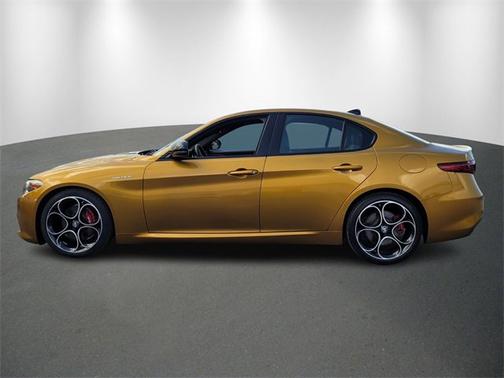 2022 Alfa Romeo Giulia Veloce