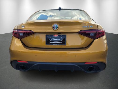 2022 Alfa Romeo Giulia Veloce