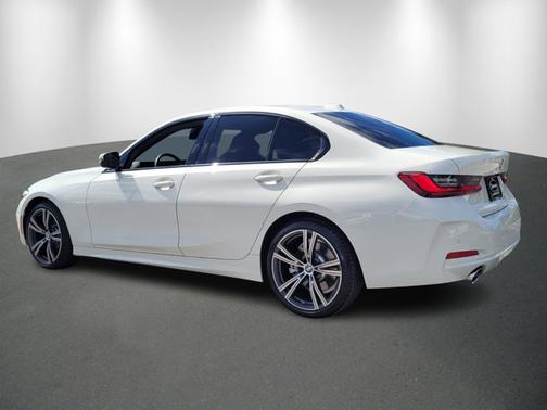 2023 BMW 330 330i
