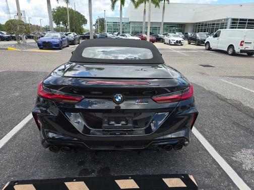2022 BMW M8 Competition