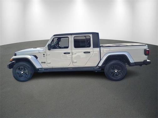 2022 Jeep Gladiator Sport S