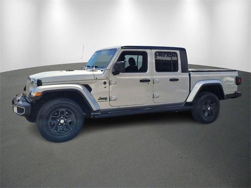 2022 Jeep Gladiator Sport S
