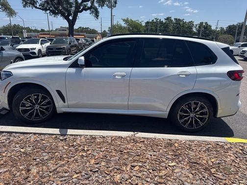 2023 BMW X5 sDrive40i