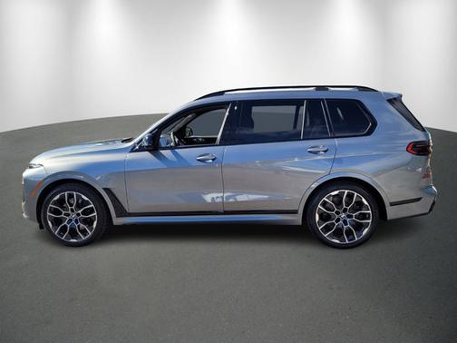 2026 BMW X7 M60i