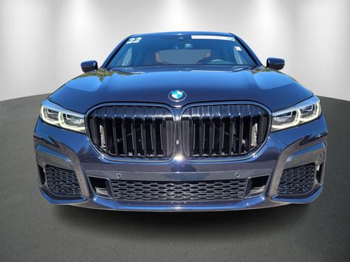 2022 BMW 750 750i xDrive