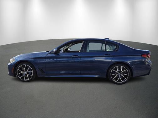 2022 BMW 540 540i
