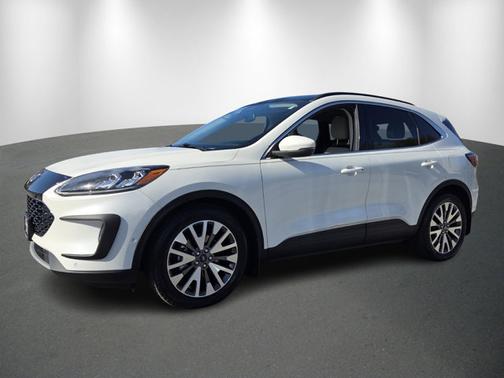 2020 Ford Escape Titanium Hybrid
