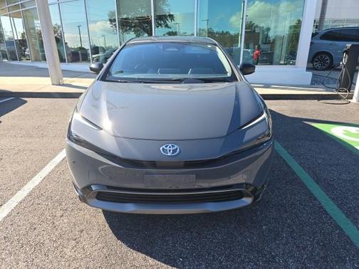 2024 Toyota Prius XLE