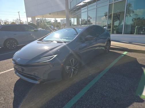 2024 Toyota Prius XLE