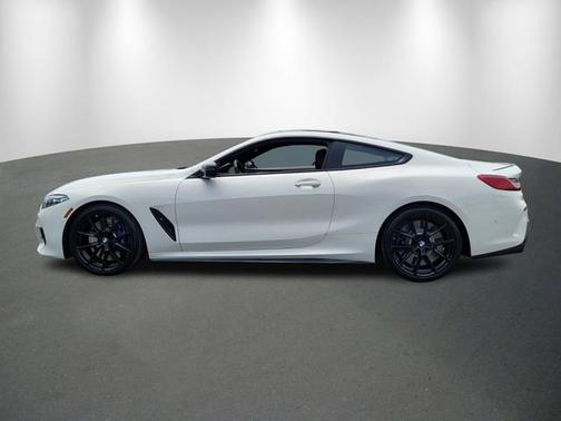 2022 BMW M850 M850i xDrive