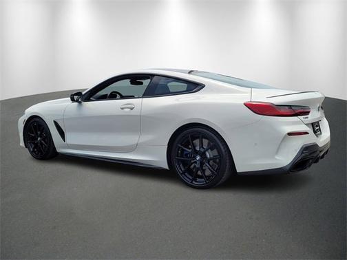2022 BMW M850 M850i xDrive