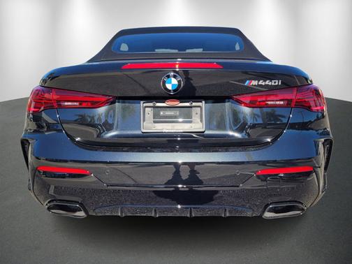 2026 BMW M440 M440i