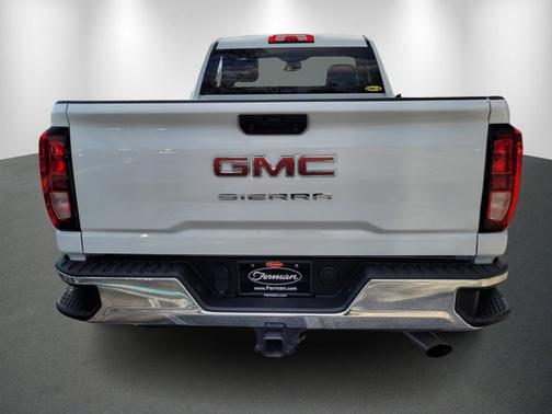 2024 GMC Sierra 2500 Pro