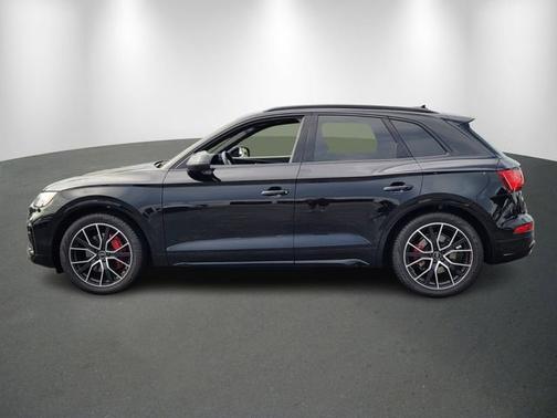 2025 Audi SQ5 Premium Plus