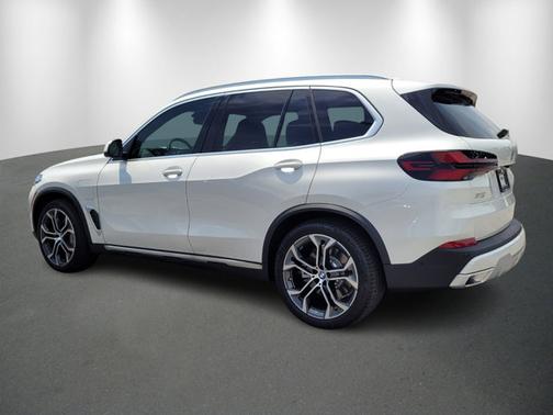 2025 BMW X5 xDrive50e