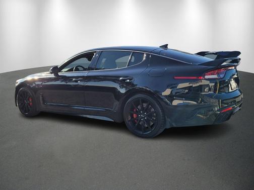 2022 Kia Stinger GT2