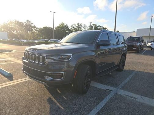 Baltic Gray Metallic Clearcoat 2022 Jeep Wagoneer Series III