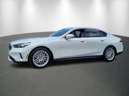 2024 BMW 530 530i