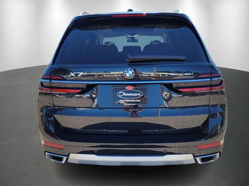 2026 BMW X7 xDrive40i