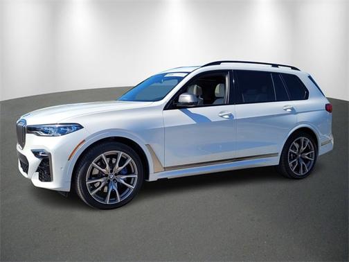 2022 BMW X7 M50i