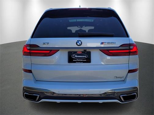 2022 BMW X7 M50i