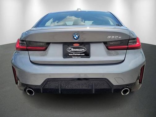 2024 BMW 330e 330e