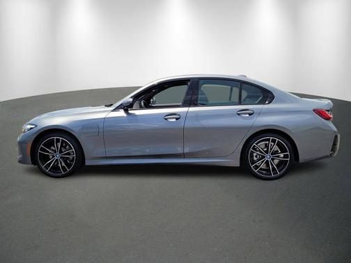 2024 BMW 330e 330e