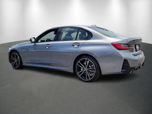 2024 BMW 330e 330e