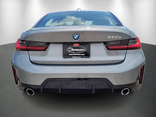 2024 BMW 330e 330e