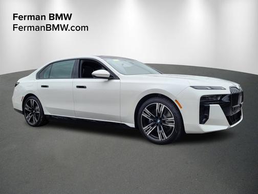 2025 BMW 750e 750e xDrive