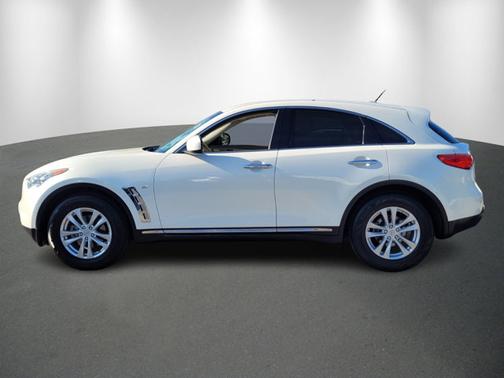 2017 INFINITI QX70 Base