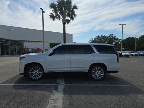 2022 Cadillac Escalade Premium Luxury