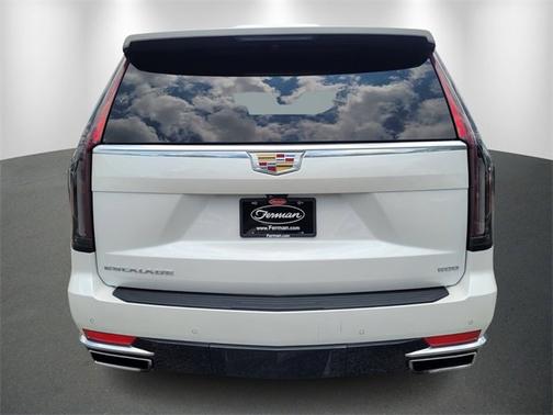 2022 Cadillac Escalade Premium Luxury