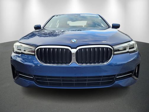 2022 BMW 530 530i