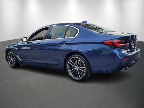 2022 BMW 530 530i