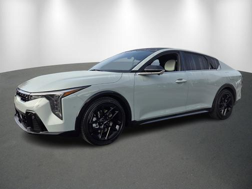 2025 Kia K4 GT-Line Turbo