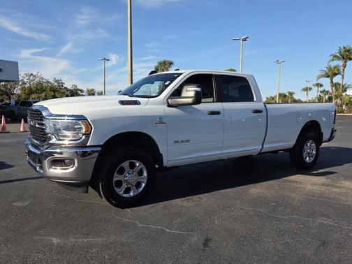 Bright White Clearcoat 2024 RAM 3500 Big Horn