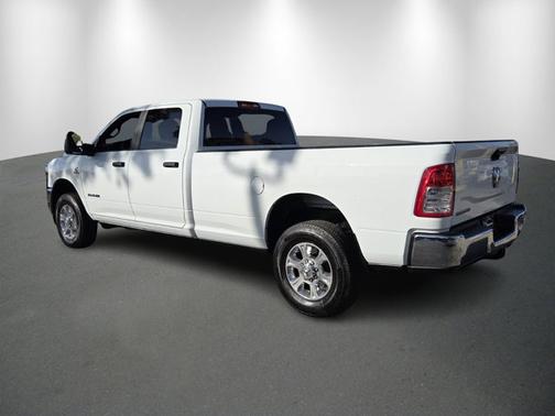 Bright White Clearcoat 2024 RAM 3500 Big Horn